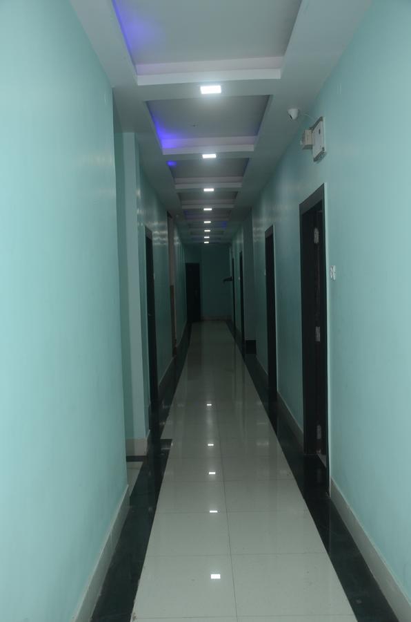 Hotel Sharda Inn Deoghar Exteriör bild